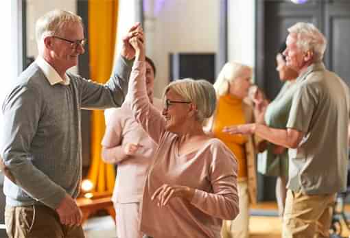 residents-dancing-0924
